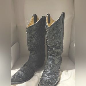 women’s corral boots